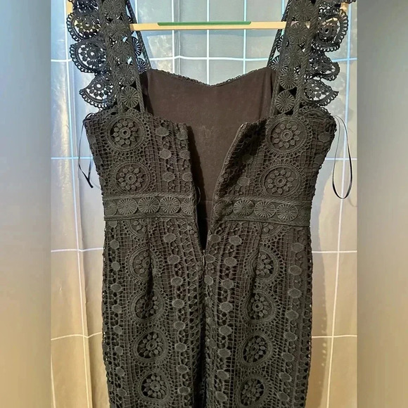 Dark Blue Maxi Lace Dress - Picture 3 of 3